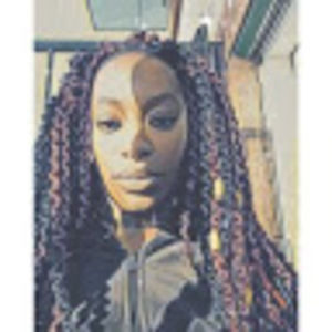 Meet your Posher, Monique